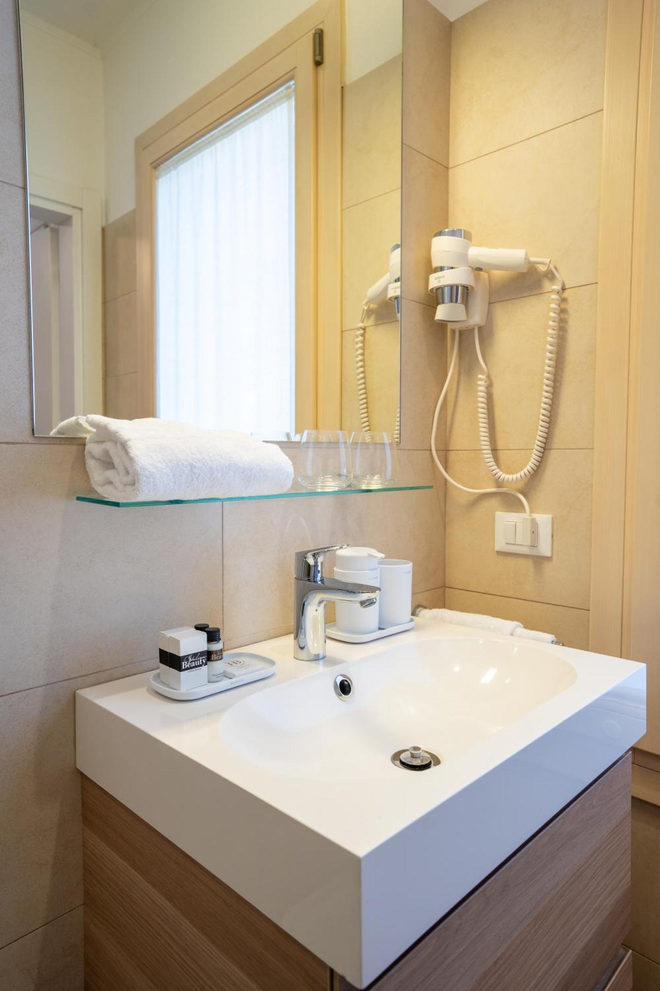 B&B Villa Rosa ปาโดวา ภายนอก รูปภาพ